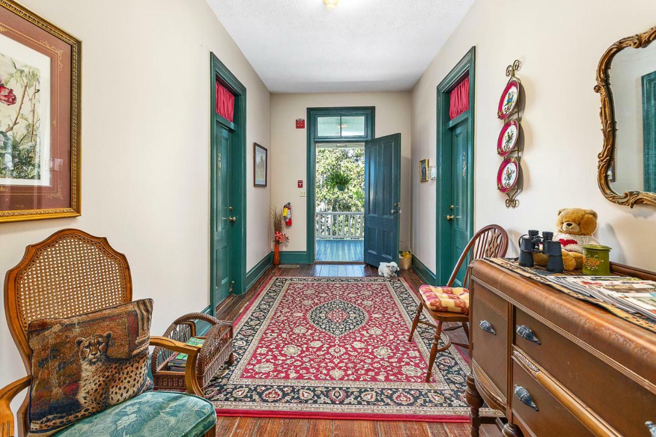 Spencer House 4*