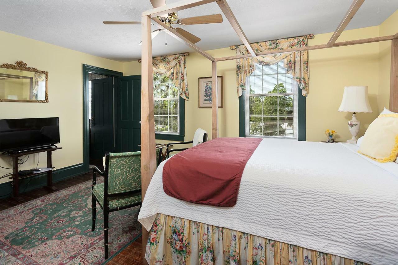 Spencer House 4* Saint Marys