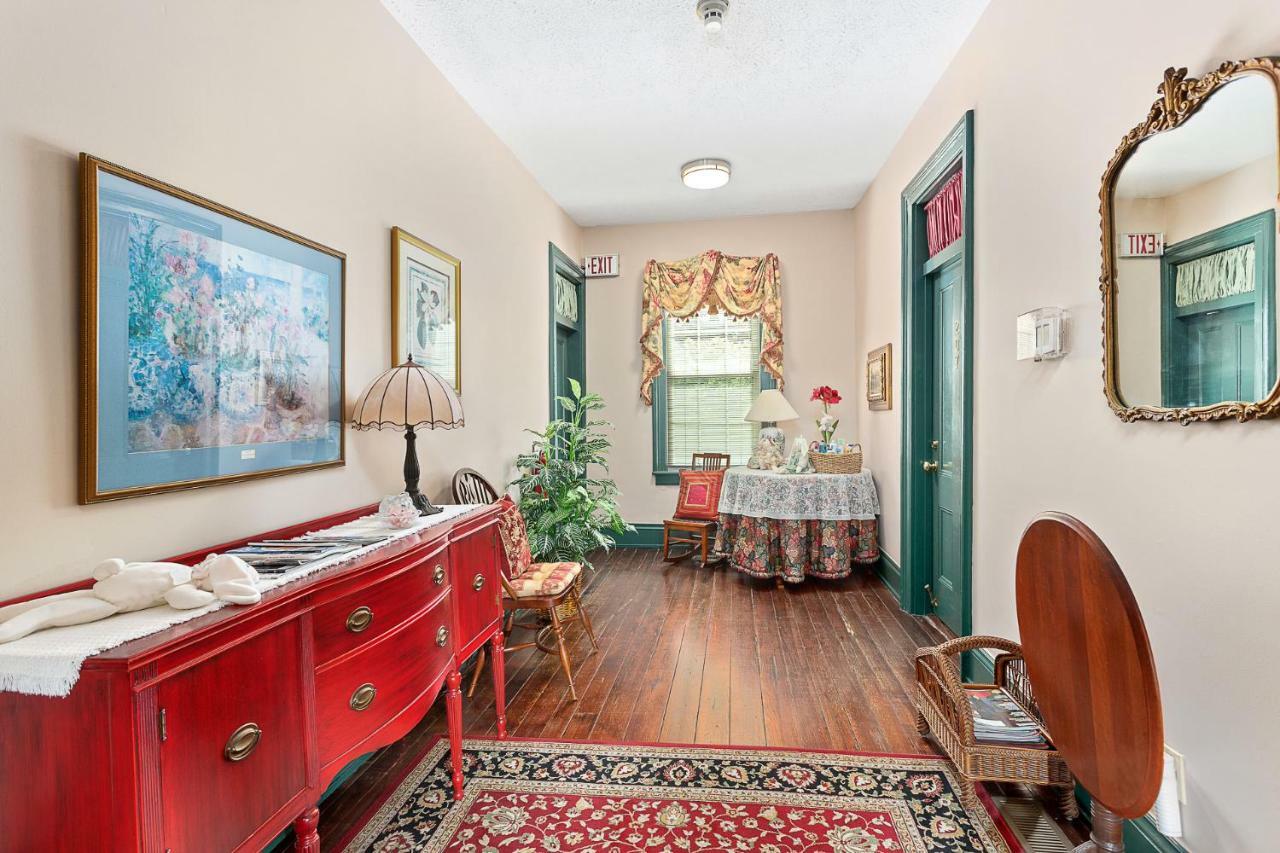 Spencer House Bed & Breakfast
