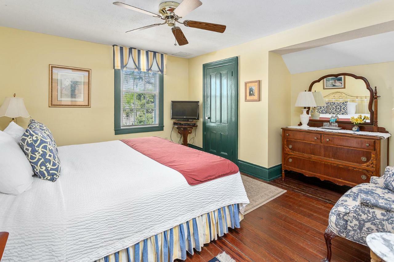 Bed & Breakfast Spencer House